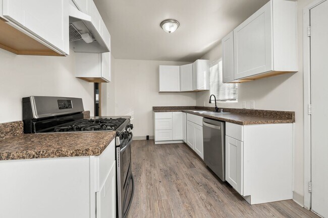 Foto del edificio - Newly Renovated 3 Bedroom 1 Bathroom