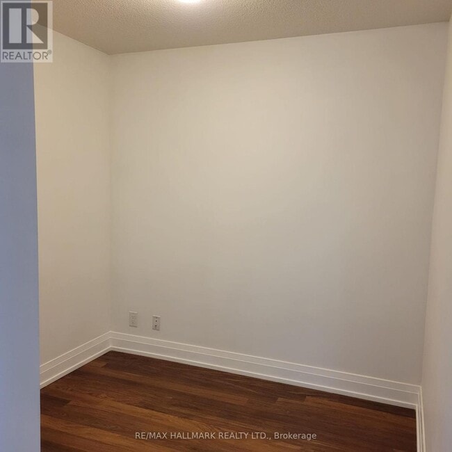 Building Photo - 1-1101 De Boers Dr