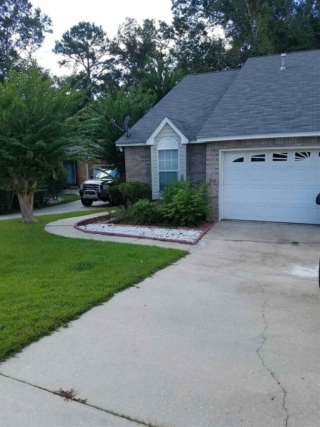 7412 Heide Hill Trce, Tallahassee, FL 32312 Townhome Rentals in