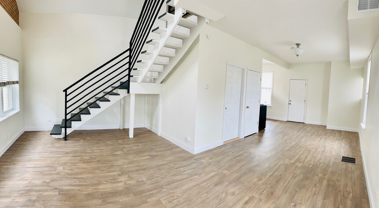 Foto principal - 3650 S Wolcott Ave