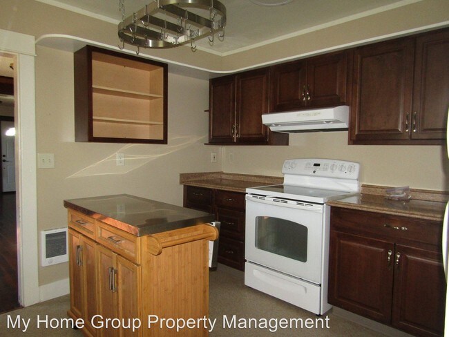 Building Photo - 2 br, 1 bath House - 331 SW 9th St.