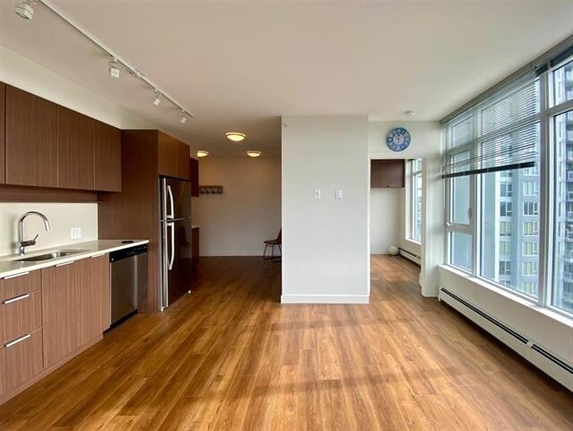 Building Photo - 13308 Central Ave