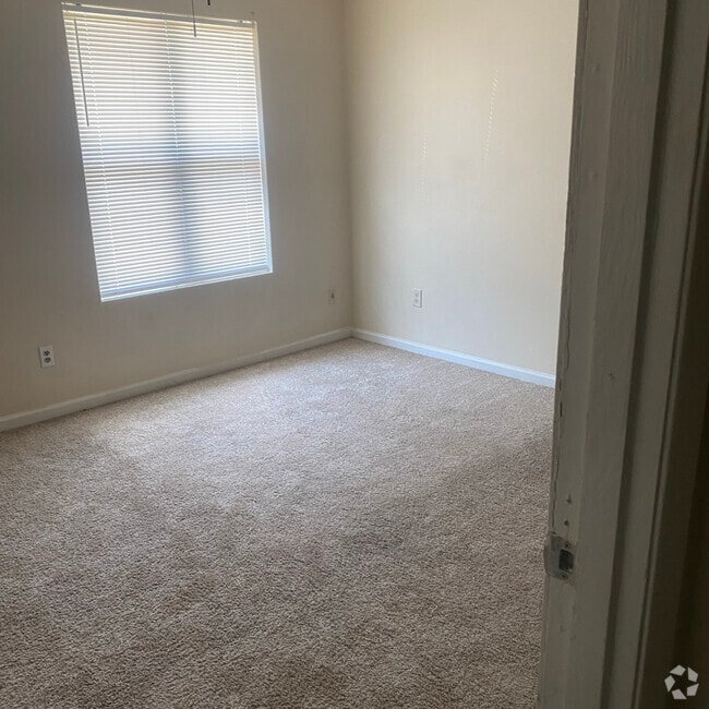Building Photo - 6408 Baker Ct