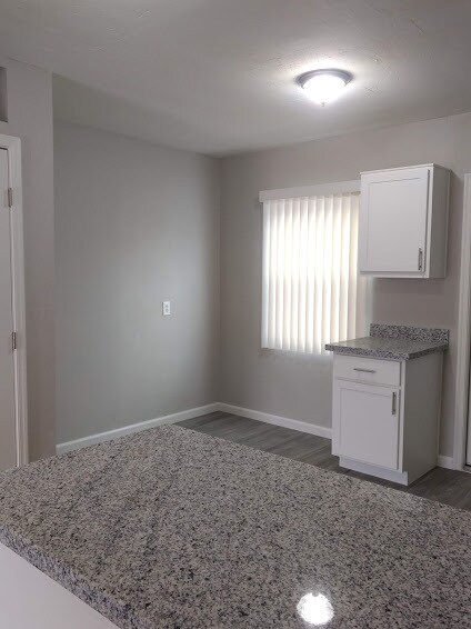 Foto del edificio - 528 E Pierson St. #8
