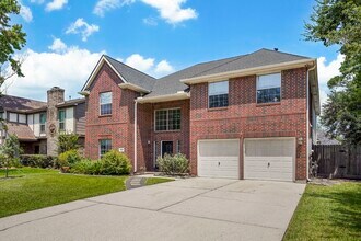 Building Photo - 8615 Discus Dr