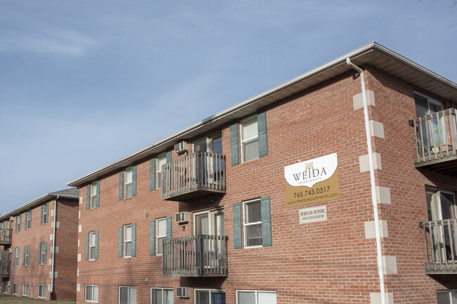 Foto del edificio - Weida Apartments – 500 N River Rd
