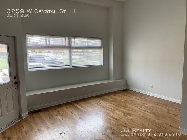 Building Photo - Updated 3 Bedroom / 2 Bathroom - NO DEPOSIT -