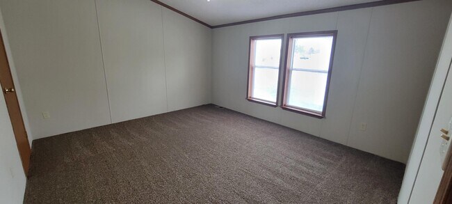 Foto del edificio - 9890 Eastwinds Dr