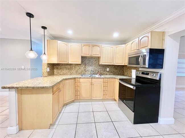 Photo - 1010 N 31st Ct House
