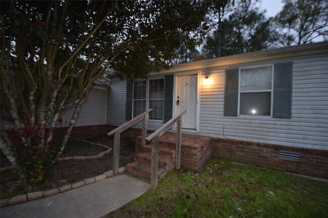 Building Photo - 16548 Desert Star Dr