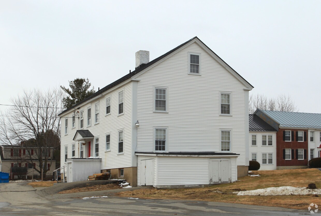 Building Photo - 116 Eastern Ave