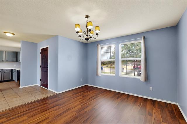 Building Photo - 621 Berry Tr