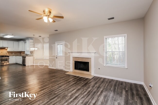 Building Photo - 620 Victoria Station Blvd NE