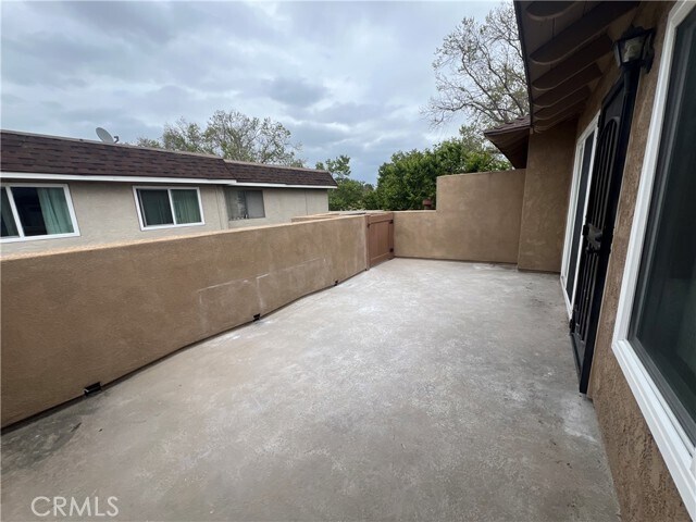 Foto del edificio - 16807 Chaparral Ave