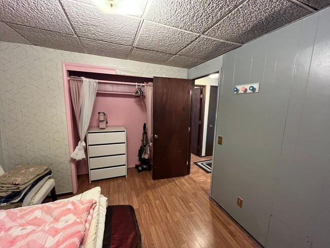 Building Photo - 3748 Swenson Ave