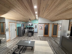 Building Photo - 7711 Owensmouth Ave