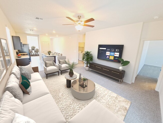 Building Photo - 3 bed 2 bath home in Huning Ranch! Newly B...