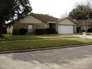 Building Photo - 12015 Swan Creek Dr