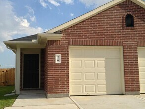 Building Photo - 2418 High Island Way