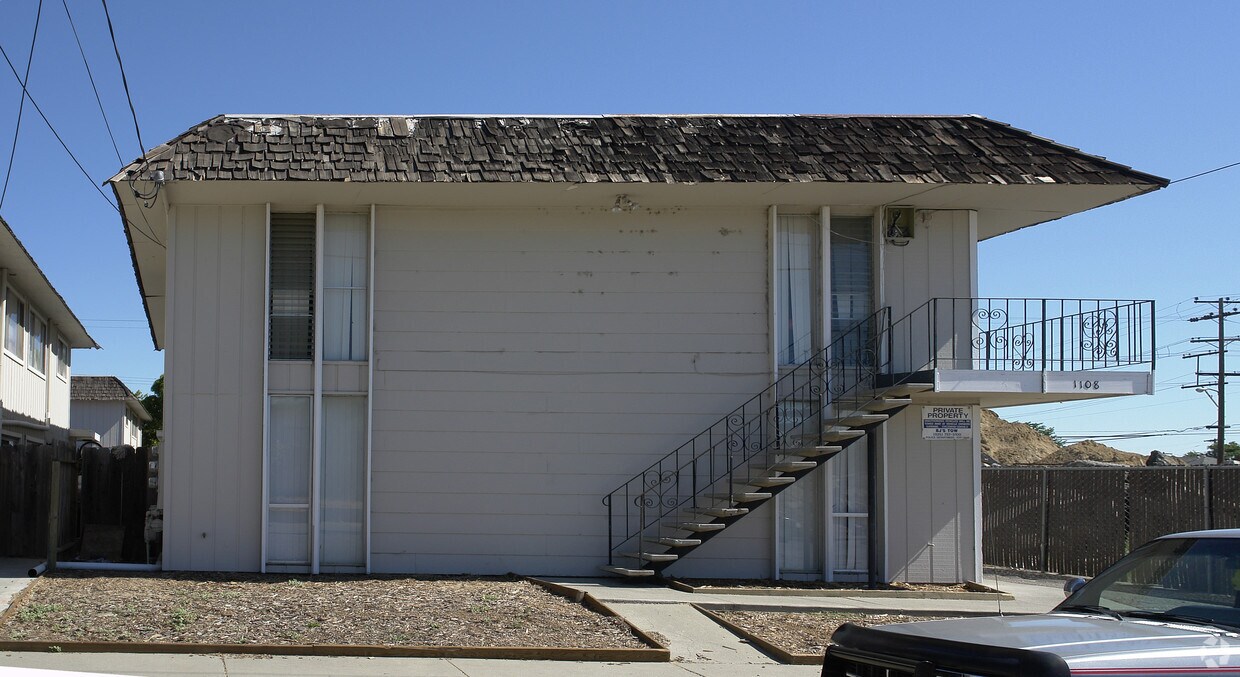 Primary Photo - 1108 W 5th St