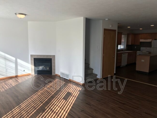 Building Photo - 18714 E Augusta Ct
