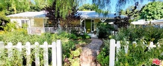 Building Photo - 4733 San Feliciano Dr