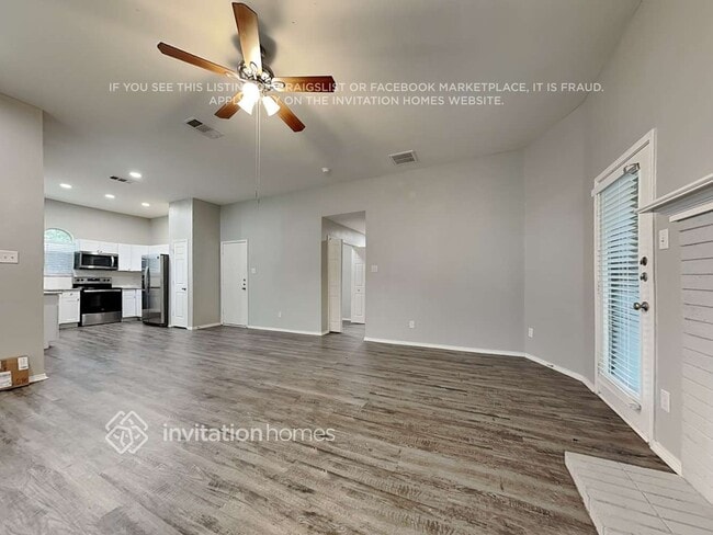 Foto del edificio - 3816 Sycamore Ln