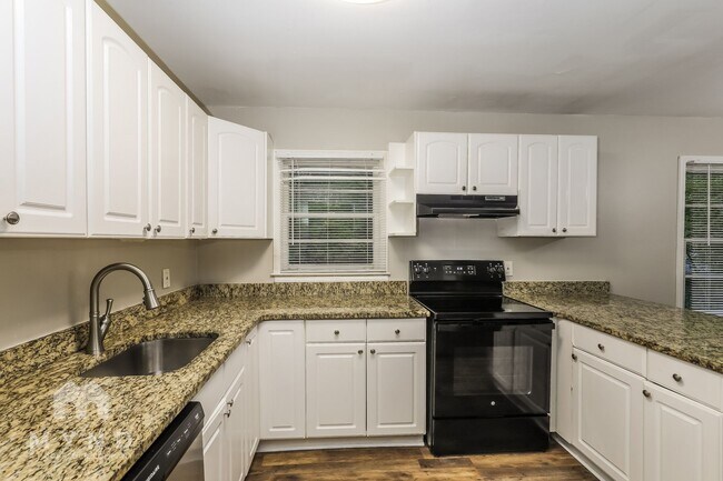 Foto del edificio - 2644 Butner Rd