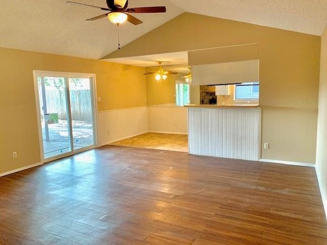 Foto del edificio - 1301 N Knowles Dr