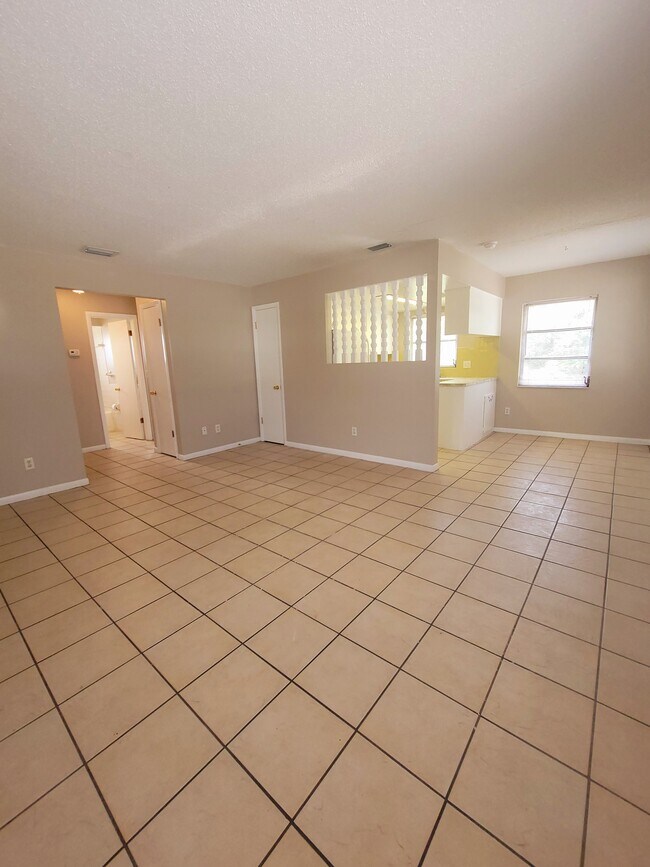 Foto del edificio - 228 Pleasant Grove Rd