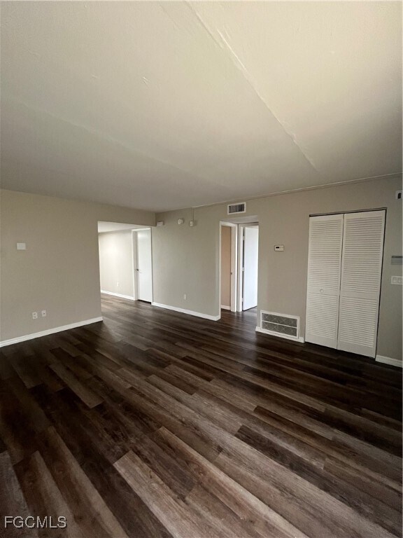 Foto del edificio - 3705 Country Club Blvd