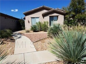 Building Photo - 3753 E Canyon Crest Ave