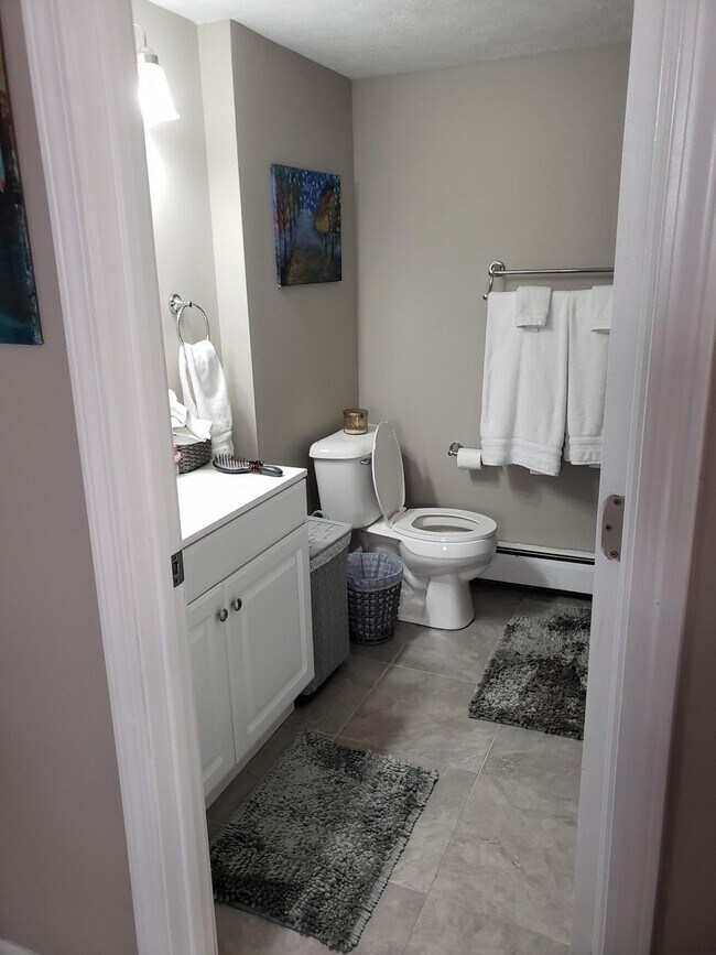 212 A - 212 Lindell Dr