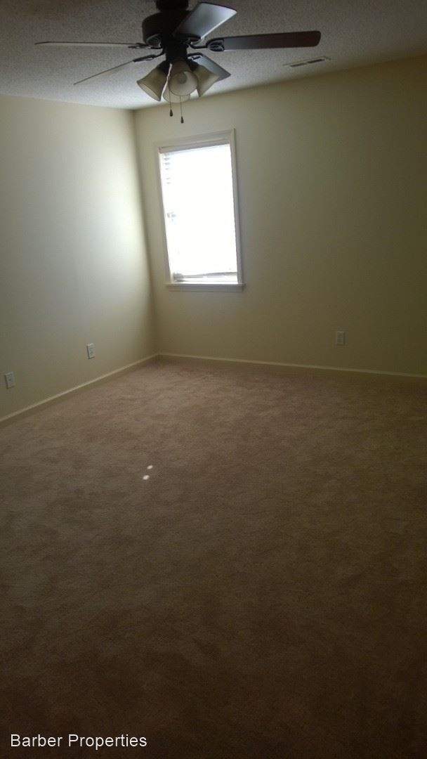Building Photo - 2 br, 2.5 bath House - 366 Cobblestone Way