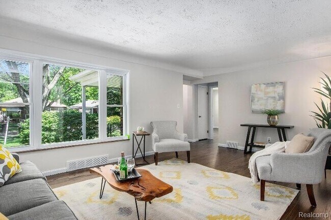 Foto del edificio - 21905 Sussex St