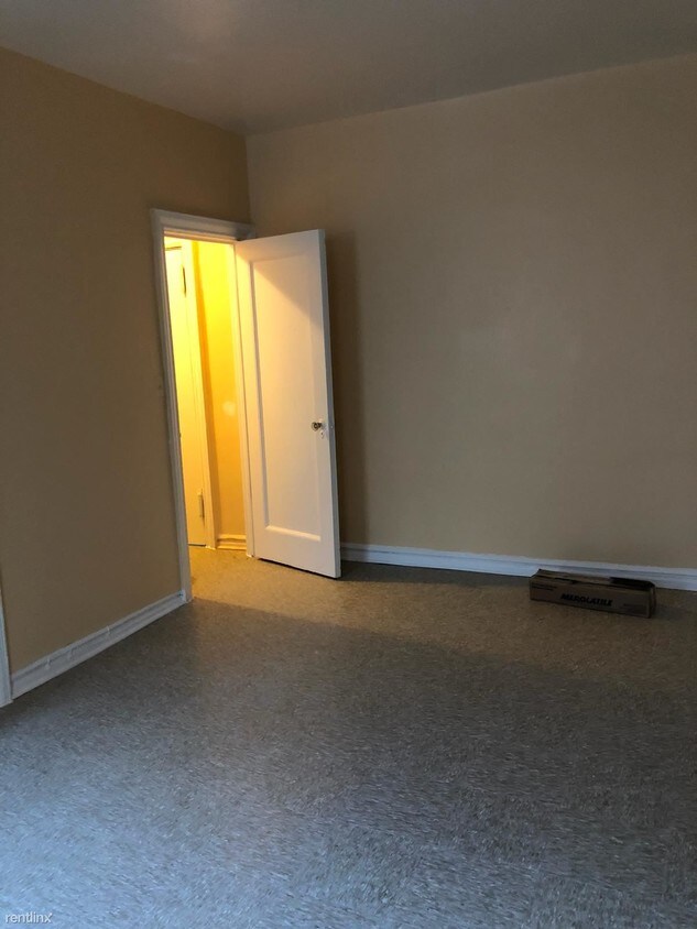 Building Photo - 1 br, 1 bath Apartment - 3820 Bailey Ave