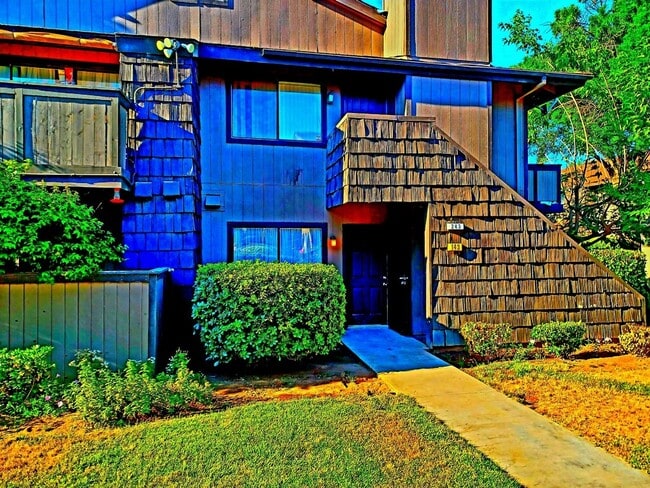 Beautiful Tree Lined Oasis in Fresno - 1190 S Winery Ave