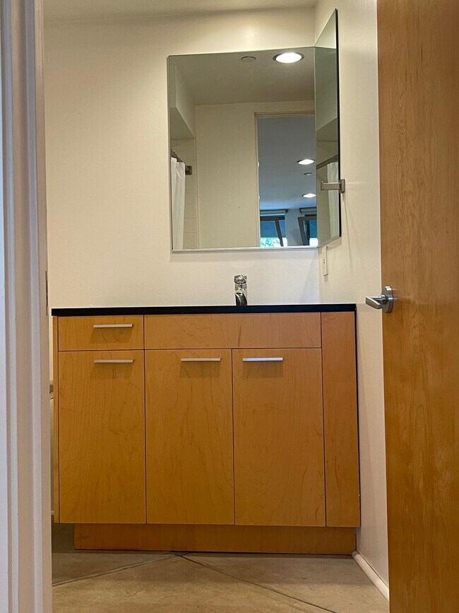 Foto del edificio - 1234 Linda Ridge Rd