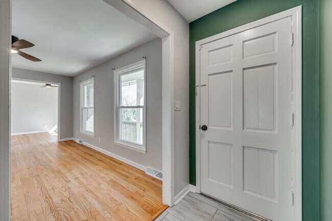 Building Photo - "Charming 3-Bedroom Home with pool in Rock Hill!"