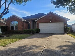 Building Photo - 3611 Elmwood Dale Dr