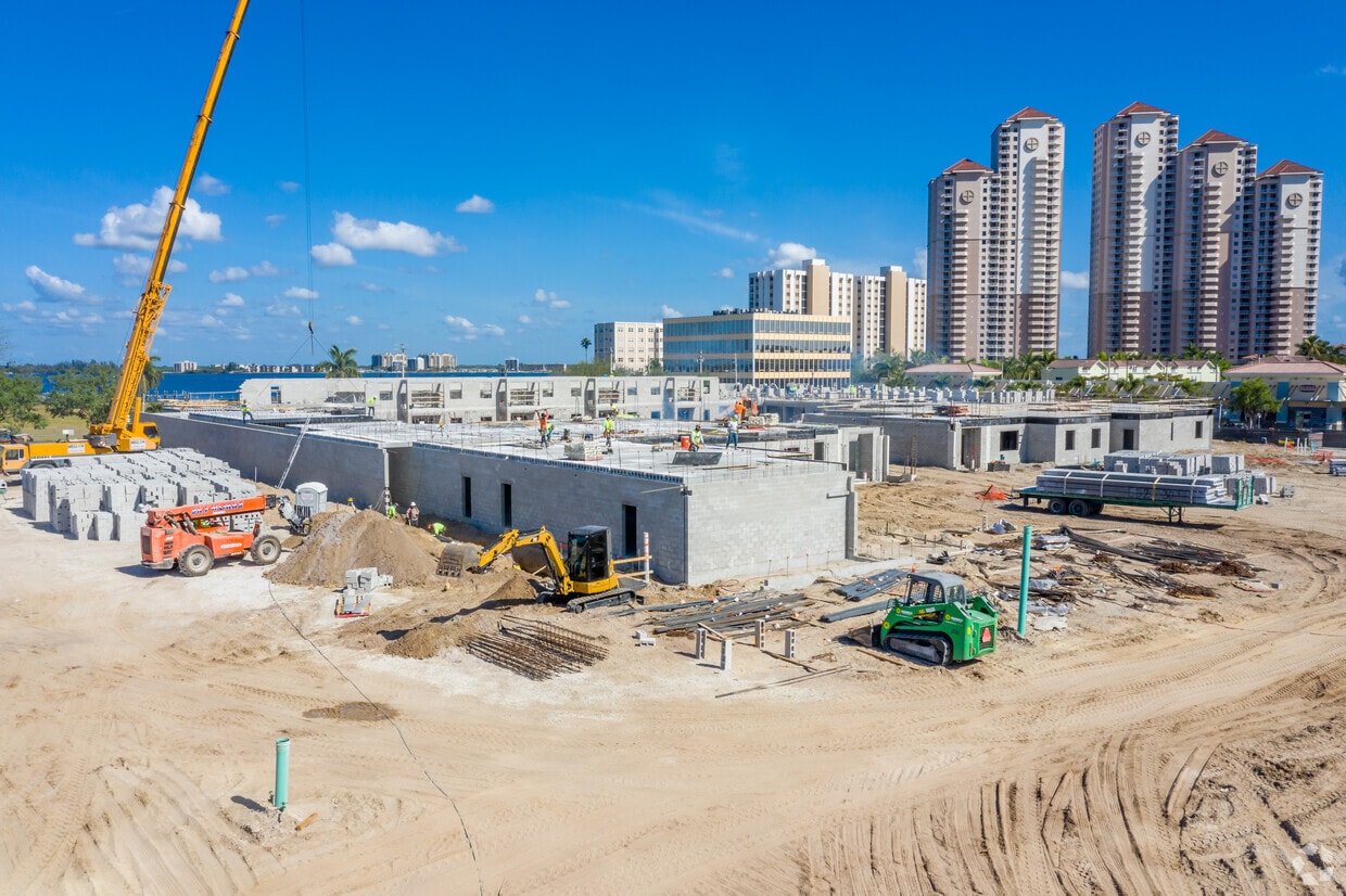 West End at City Walk Apartments Fort Myers, FL