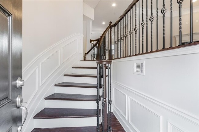 Foto del edificio - 2541 Sibley Dr