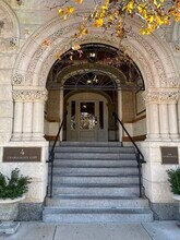 Building Photo - 4 Charlesgate E