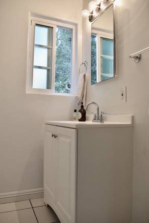 Building Photo - 507 Avondale Ave