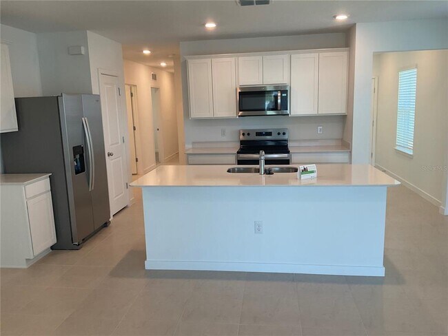 Foto del edificio - 3517 Hornbeam Rd