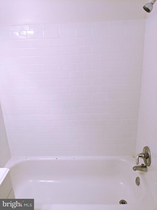 Primary Photo - 11380 Cherry Hill Rd