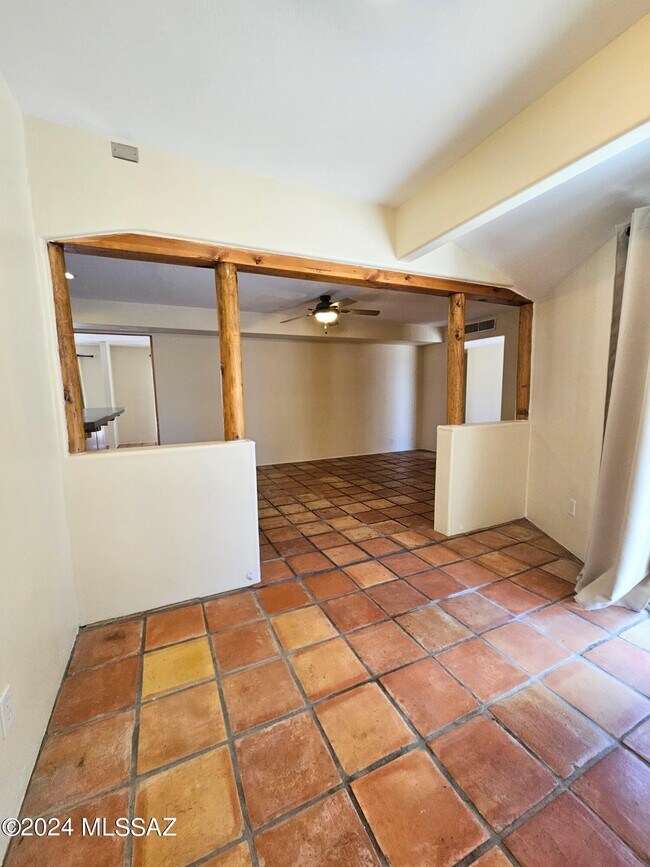 Building Photo - 7358 E Princeton Dr