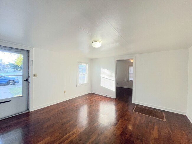 Foto del edificio - Remodeled 1 bedroom home