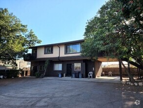 Building Photo - 1237 Lyons Ln