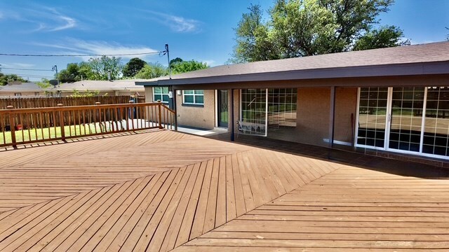 Foto del edificio - 1706 Emerald Ave